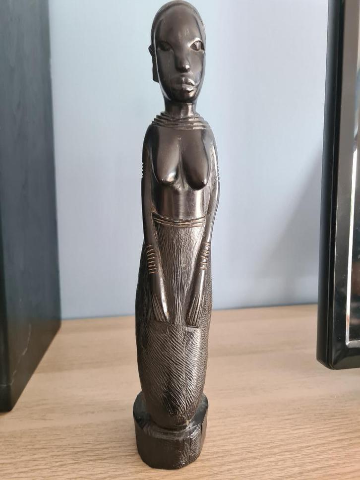 Handgesneden houten Afrikaanse vrouwenfiguur – decoratief tr, Antiek en Kunst, Kunst | Beelden en Houtsnijwerken, Ophalen