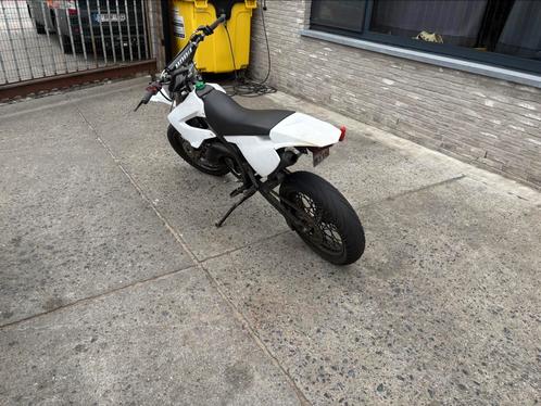 derbi senda xtreme, Fietsen en Brommers, Brommers | Derbi, Zo goed als nieuw, Klasse B (45 km/u), Ophalen
