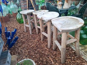 4 chaises de jardin en bois de teck d'occasion ! Toutes les 