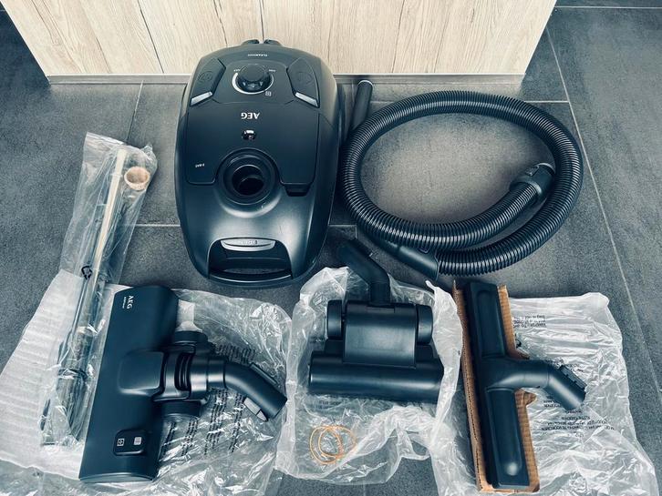 AEG aspirateur ab51c1gg, Electroménager, Aspirateurs, Neuf, Aspirateur, Enlèvement ou Envoi
