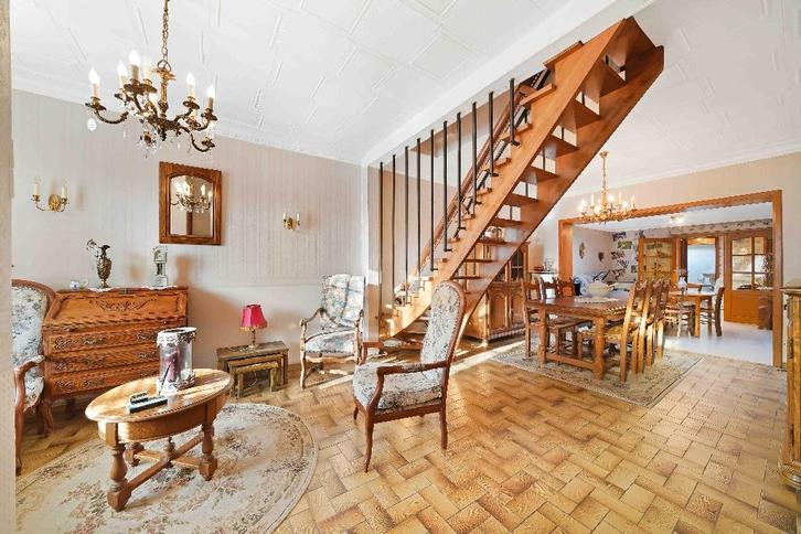 Maison de ville avec jardin, Immo, Maisons à vendre, Province de Hainaut, Jusqu'à 200 m², Maison 2 façades, D