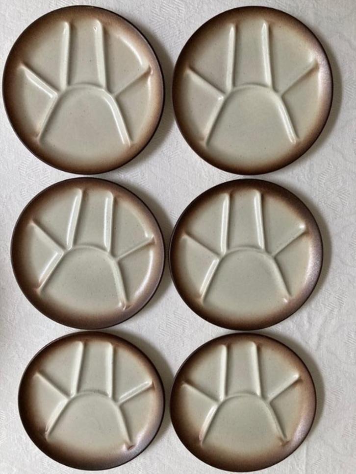 Zes fondueborden, Huis en Inrichting, Keuken | Servies, Zo goed als nieuw, Bord(en), Keramiek, Ophalen of Verzenden