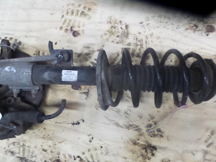 Schokdemperpoot links-voor van een Citroen C4 Grand Picasso, Auto-onderdelen, Ophanging en Onderstel, Citroën, Gebruikt, 3 maanden garantie