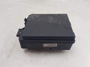 BOITIER FUSIBLES Opel Mokka / Mokka X (|42607101|42588098|), Utilisé, Opel