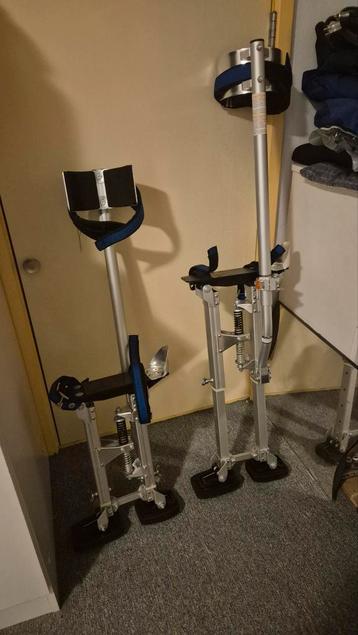 Stucadoors stelten min hoogte 40 cm max hoogte 60 cm beschikbaar voor biedingen