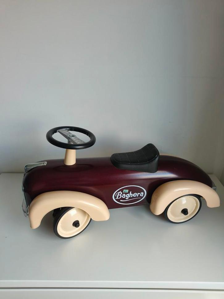 Baghera Retro Loopauto 'Rider' – Bourgondië/Beige!, Kinderen en Baby's, Speelgoed | Buiten | Voertuigen en Loopfietsen, Zo goed als nieuw
