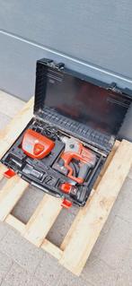 Hamerboormachine, MILWAUKEE M 12 CH boormachine, Doe-het-zelf en Bouw, Zo goed als nieuw, Boor- en/of Breekhamer