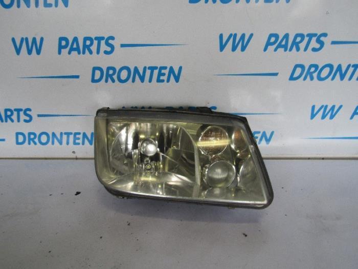 Phare droit d'un Volkswagen Bora, Autos : Pièces & Accessoires, Éclairage, Volkswagen, Utilisé, 3 mois de garantie, Enlèvement ou Envoi