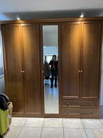 Armoire garde robe en Noyer très belle qualité, Maison & Meubles, Armoires | Penderies & Garde-robes, Avec tiroir(s), 200 cm ou plus