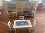 Playmobil cuisine avec table à manger et chaises, Enfants & Bébés, Jouets | Playmobil, Utilisé, Enlèvement ou Envoi, Playmobil en vrac