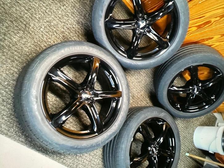 AEZ ZWARTE VELGEN 18 DUIMS, Auto-onderdelen, Banden en Velgen, Velg(en), Zomerbanden, 18 inch, 245 mm, Personenwagen, Gebruikt