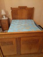 Chambre ancienne, en parfait état, sculptée, Enlèvement, Utilisé, Deux personnes