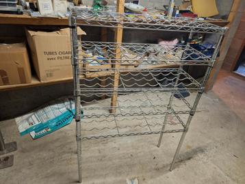 Wijnrek verchroomd metaal beschikbaar voor biedingen