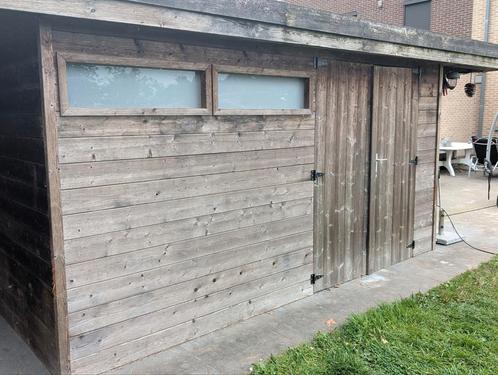 Houten tuinhuis in thermowood met dakoversteek, Tuin en Terras, Tuinhuizen, Gebruikt, Tuinhuis, Hout, 500 cm of meer, 200 tot 400 cm