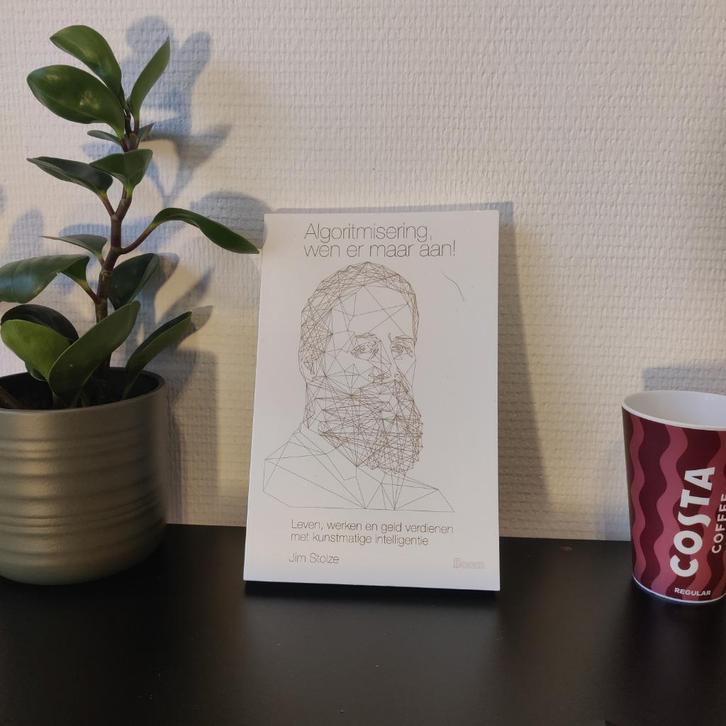 Boek "Algoritmisering, wen er maar aan!" - Jim Stolze, Boeken, Informatica en Computer, Nieuw, Vakgebied of Industrie, Ophalen of Verzenden