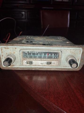 Originele Sharp autoradio voor VW Kever, Karmann Ghia, T1... beschikbaar voor biedingen