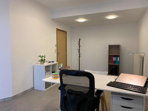 Praktijkruimte te huur in Gistel, Immo, Appartementen en Studio's te huur, Provincie West-Vlaanderen, 20 tot 35 m²