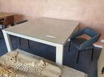 Vierkante stevige tafel inclusief glasplaat., Huis en Inrichting, Ophalen, Gebruikt