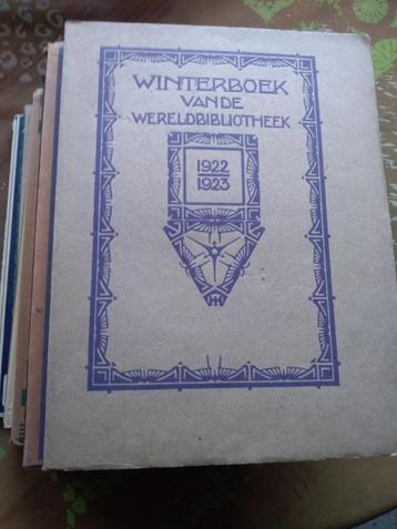 9 Oude  Winterboeken / Wereldbibliotheek beschikbaar voor biedingen