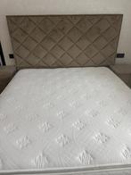 Lit avec matelas et Coffre, Maison & Meubles, Chambre à coucher | Lits boxsprings, Enlèvement, Comme neuf