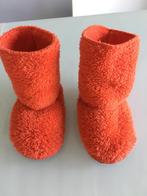 Pantoffels of sokken Woody rood maat 22/26, Kinderen en Baby's, Kinderkleding | Schoenen en Sokken, Jongen of Meisje, Ophalen of Verzenden