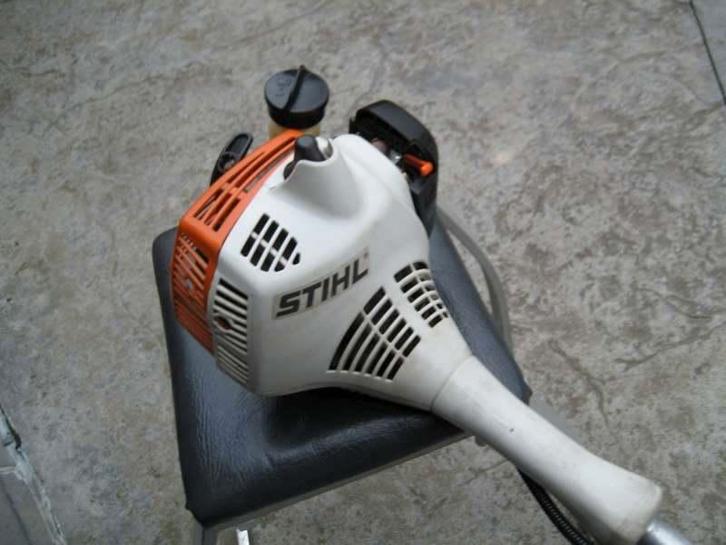 Stihl bosmaaier met mes, Tuin en Terras, Bosmaaiers, Ophalen of Verzenden