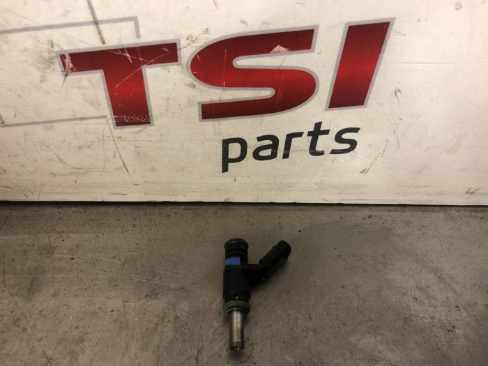 Injecteur (injection essence) d'un Audi A6, Autos : Pièces & Accessoires, Systèmes à carburant, Audi, Utilisé, 3 mois de garantie