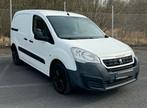Peugeot Partner 1.6 hdi EURO6 143.000 km 2017 Airco Carplay, Auto's, Peugeot, Voorwielaandrijving, Stof, 4 cilinders, Wit