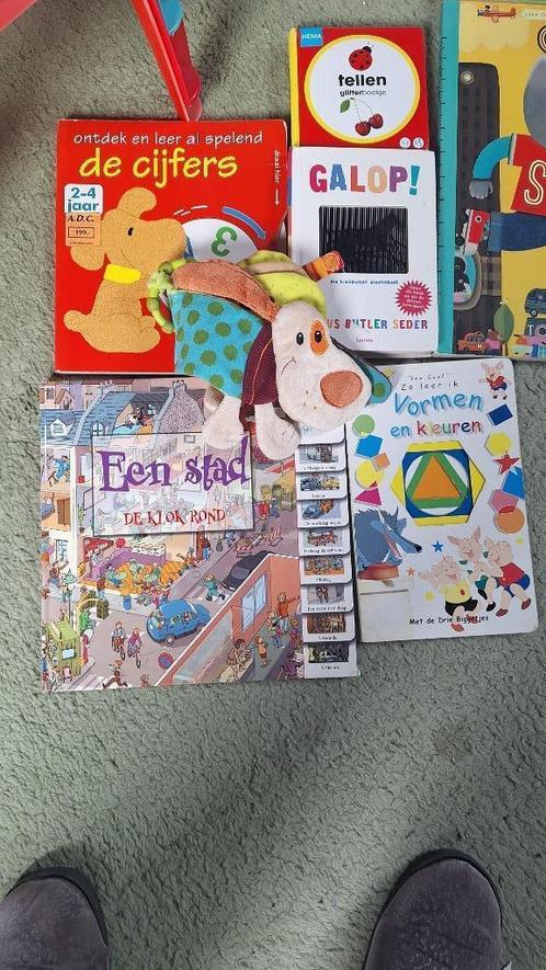 Kinder- boekjes , spelletjes, verzamel set, Boeken, Kinderboeken | Baby's en Peuters, Gelezen, Ophalen