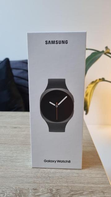 Samsung Galaxy Watch 8 [Nieuw - Sealed | 44mm | Graphite] beschikbaar voor biedingen