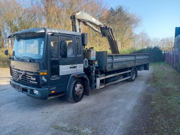 Volvo fl6 met kraan  beschikbaar voor biedingen