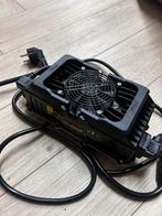 Surron Ultra Bee Originele Lader., Motoren, Ophalen, Zo goed als nieuw