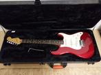 Fender Stratocaster 1983 '2-knob' vintage candy apple red, Solid body, Enlèvement, Utilisé, Fender
