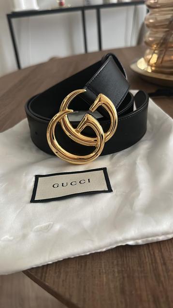 Gucci riem “GG Marmont Wide Shiny Belt” beschikbaar voor biedingen