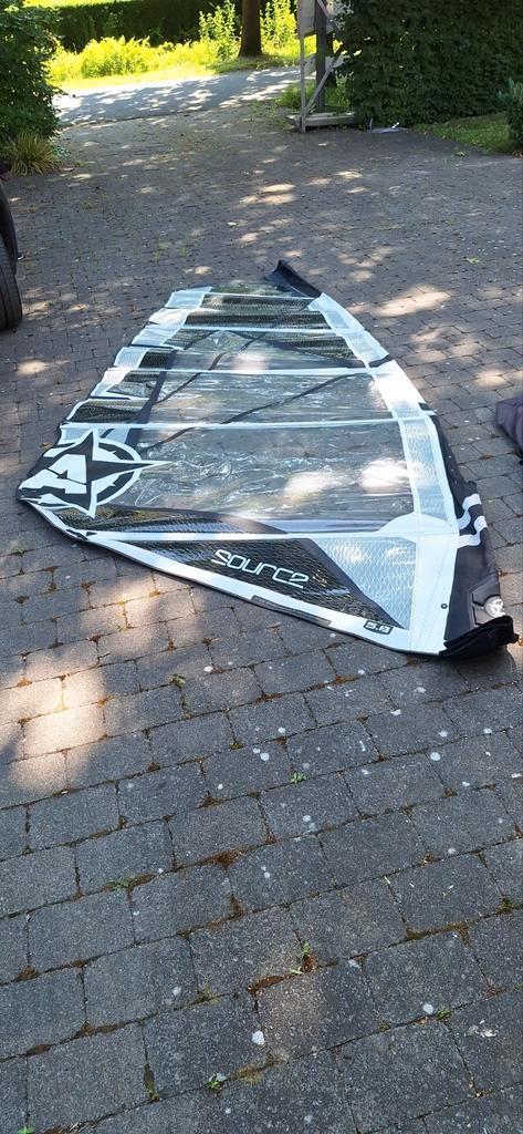 Diverse windsurf zeilen te koop wegens stopzetting surf, Watersport en Boten, Windsurfen, Gebruikt, Zeil, Met draagtas, Ophalen