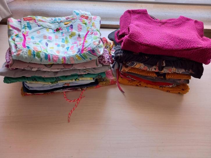 Nieuwstaat, zeer groot pakket mooie merkkleedjes maat 110, Kinderen en Baby's, Kinderkleding | Maat 110, Zo goed als nieuw, Meisje