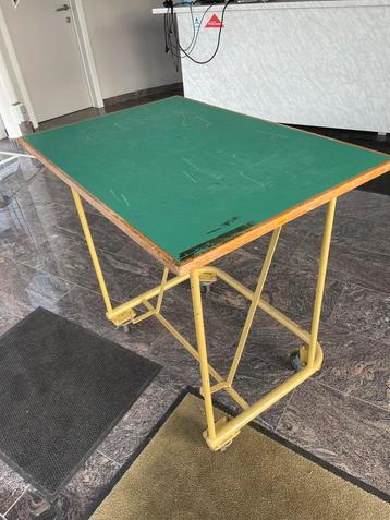 Werkplaatskar beschikbaar voor biedingen