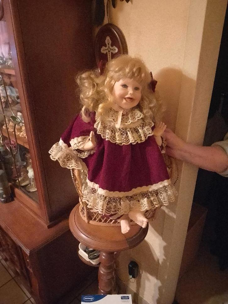 porseleine poppen, Verzamelen, Poppen, Nieuw, Ophalen