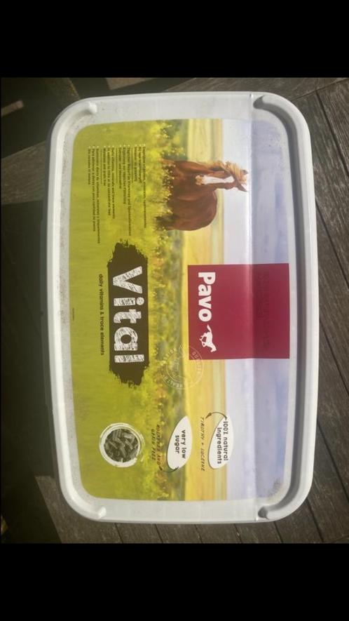 PAVO VITAL supplement, Dieren en Toebehoren, Paarden en Pony's | Overige Paardenspullen, Ophalen of Verzenden