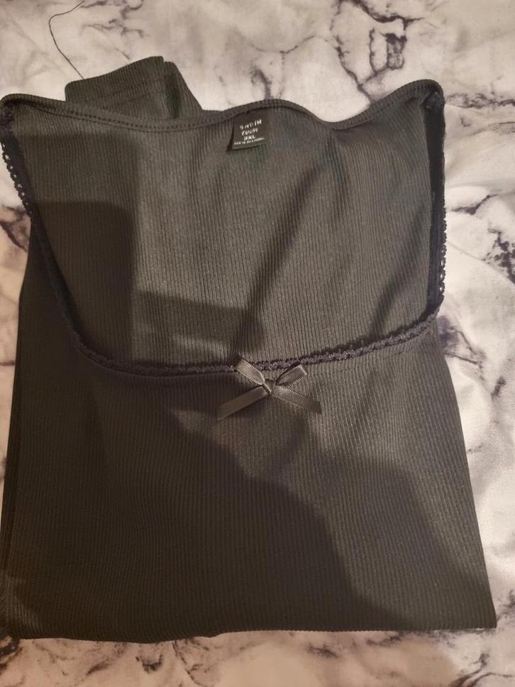 In super staat 1x gedragen en 1x gewassen 
Zwart/Stretch 

M, Kleding | Dames, Grote Maten, Zo goed als nieuw, Blouse of Tuniek