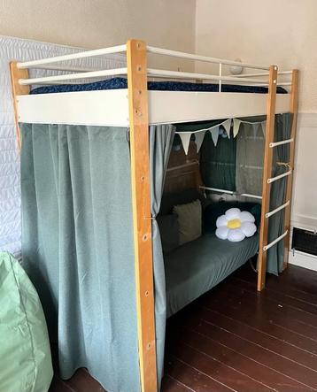 Stapelbed 90x200 met lattenbodem beschikbaar voor biedingen