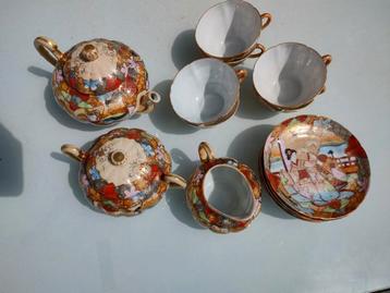 Chinees Thee-Koffieservies  beschikbaar voor biedingen