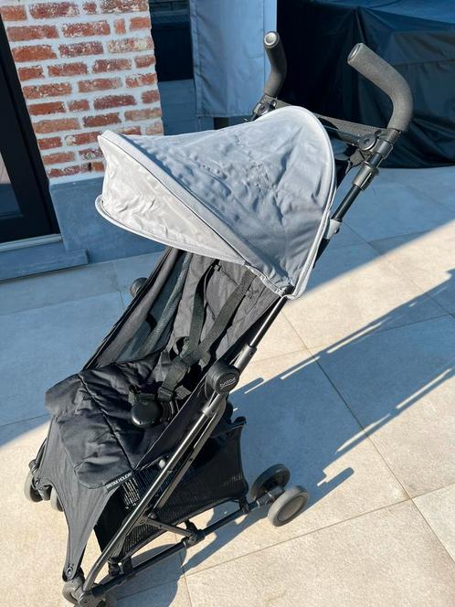 Compacte buggy Britax, Kinderen en Baby's, Buggy's, Zo goed als nieuw, Overige merken, Zonnekap, Ophalen