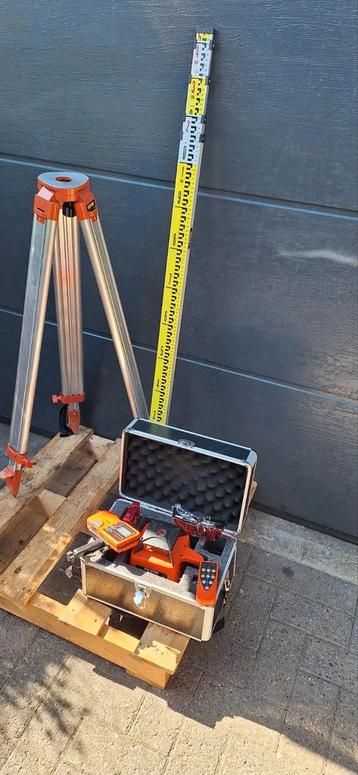 Volledige VEVOR-laser beschikbaar voor biedingen