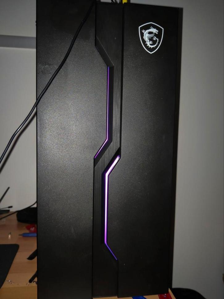 Pc gamer GTX 1070 i7 7700k 16gb ram 1to HDD + 220gb ssd, Computers en Software, Desktop Pc's, Zo goed als nieuw, HDD, SSD, Ophalen