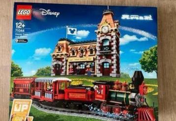 Lego 71044 disney trein en station NIEUW, SEALED & RETIRED beschikbaar voor biedingen