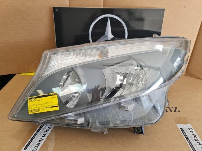 Koplamp links van een Mercedes Vito, Auto-onderdelen, Verlichting, Mercedes-Benz, Gebruikt, 3 maanden garantie, Ophalen of Verzenden