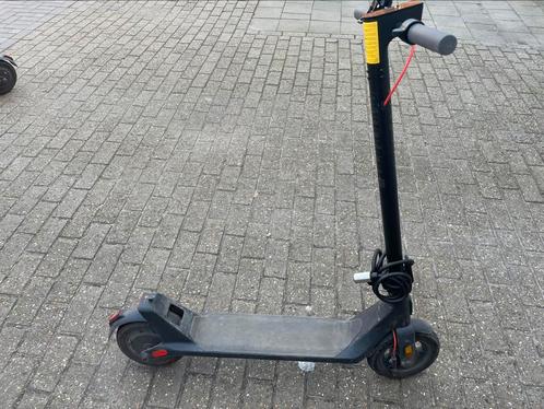 Elektrische step, Fietsen en Brommers, Steps, Zo goed als nieuw, Ophalen