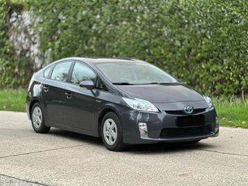 Toyota prius Benzine/Hybride Automaat beschikbaar voor biedingen