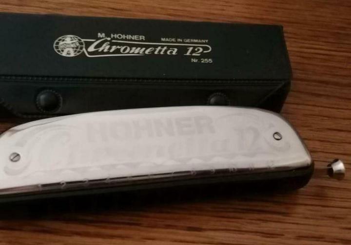 Hohner Chrometta 12-gaats 255 chromatische mondharmonica, Muziek en Instrumenten, Blaasinstrumenten | Mondharmonica's, Zo goed als nieuw